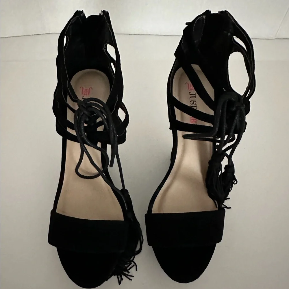 JustFab “Shanghai” Black Cutout Tassel Wedge Sandals Y2K Size 8.5 - Picture 3 of 10
